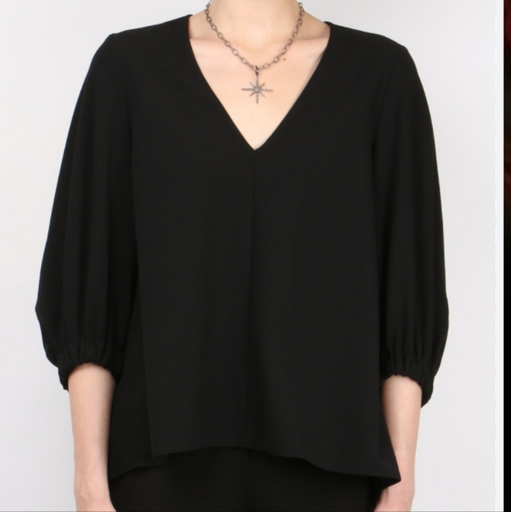 Tibi (Sz 6) Black V-Neck Puff Elastic Button Cuff Sleeve Petal Hem Tunic Blouse